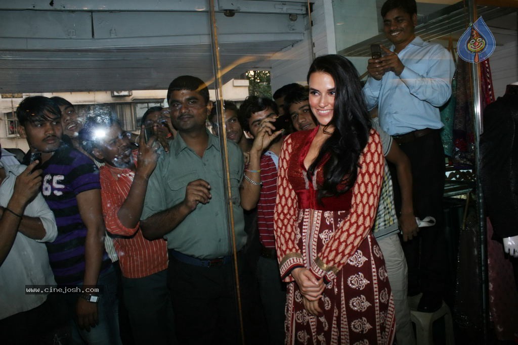 Neha Dhupia at Libas Store Event - 3 / 30 photos