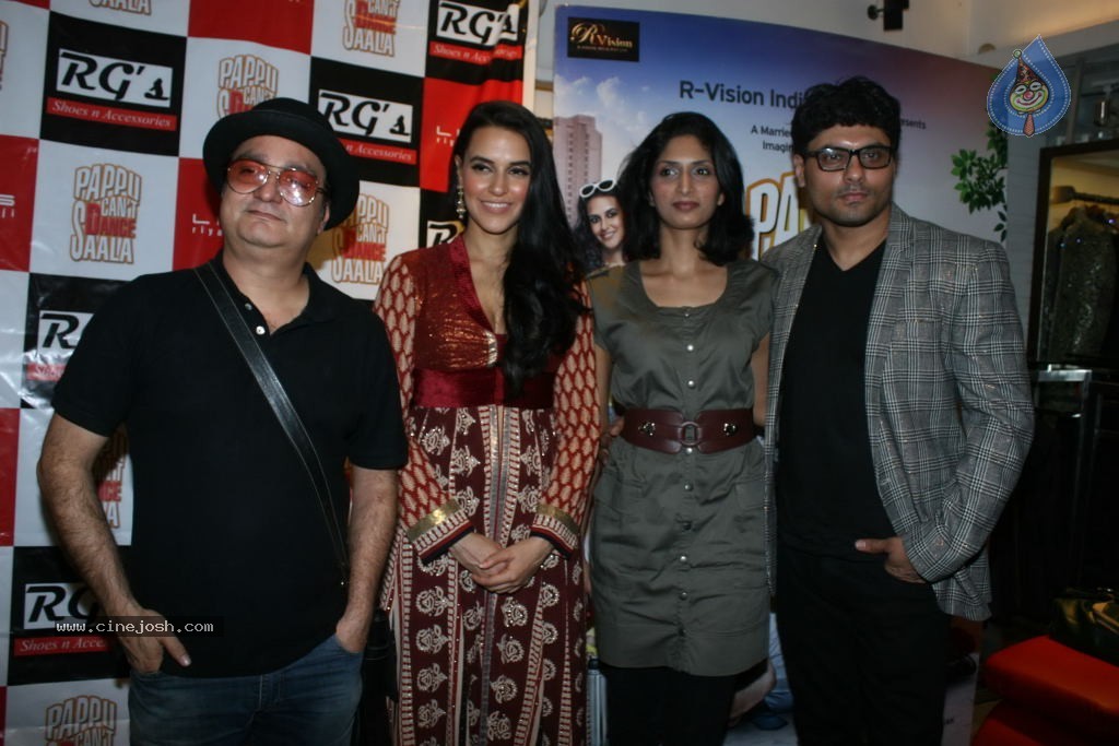 Neha Dhupia at Libas Store Event - 9 / 30 photos