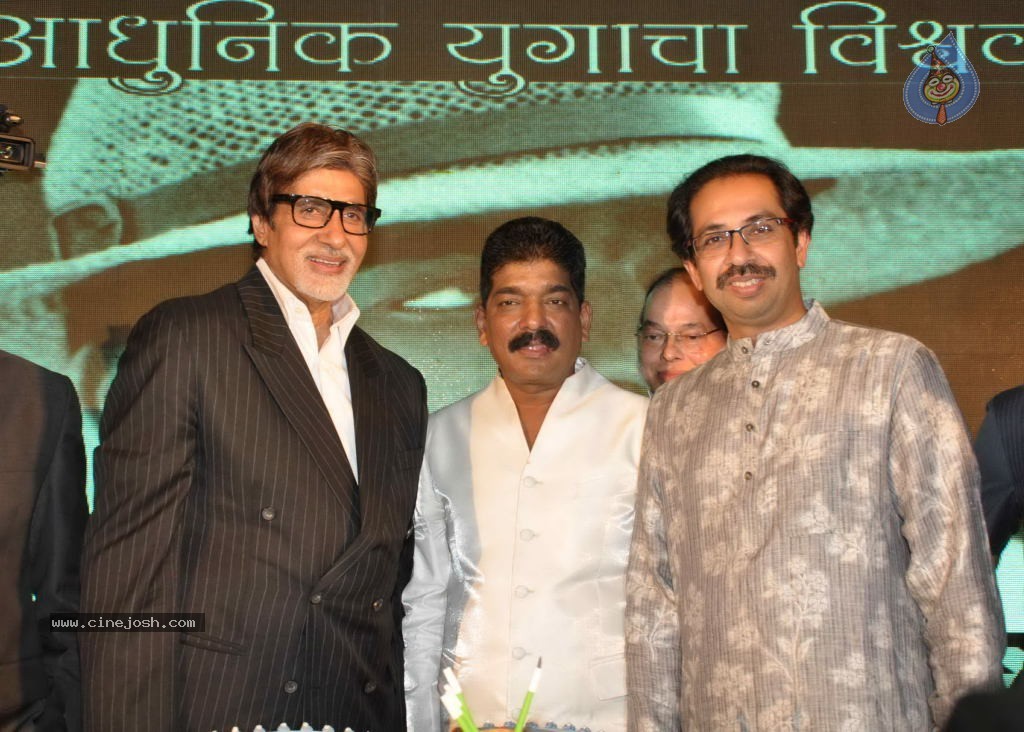 Nitin Chandrakant Desai Book Launch - 25 / 47 photos
