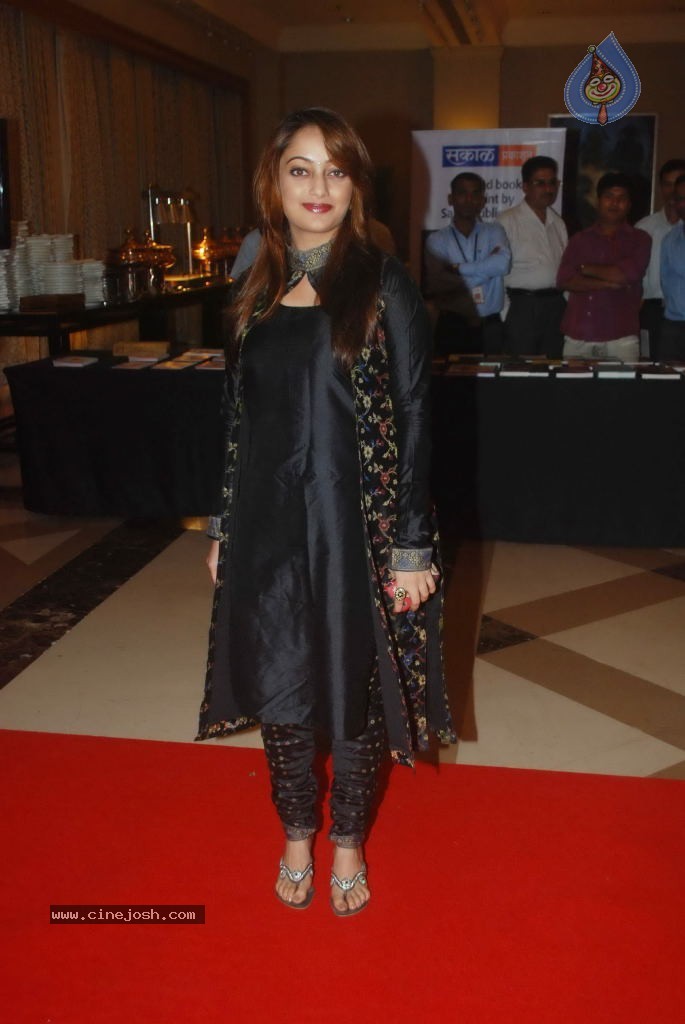 Nitin Chandrakant Desai Book Launch - 45 / 47 photos