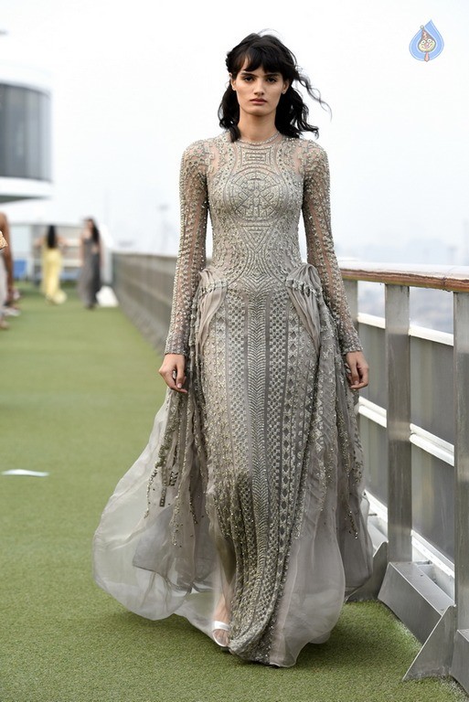 Opening Of Lakme Fashion Week - 51 / 80 photos