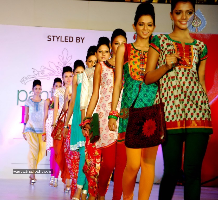 Pantaloons Miss India Finalists Ramp Walk Show - 15 / 19 photos