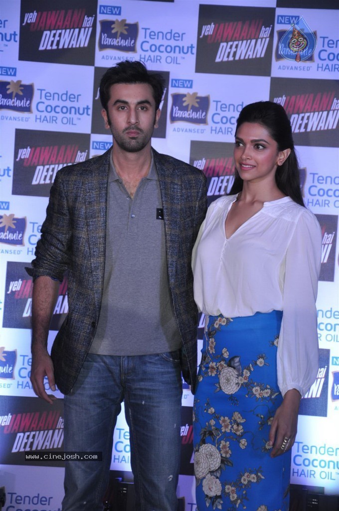 Parachute Advansed Tender Coconut Hair Oil Event  - 26 / 65 photos
