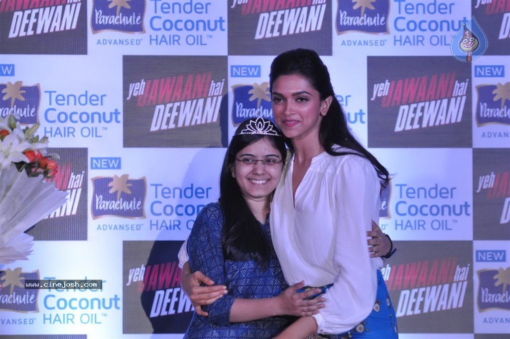 Parachute Advansed Tender Coconut Hair Oil Event  - 35 / 65 photos