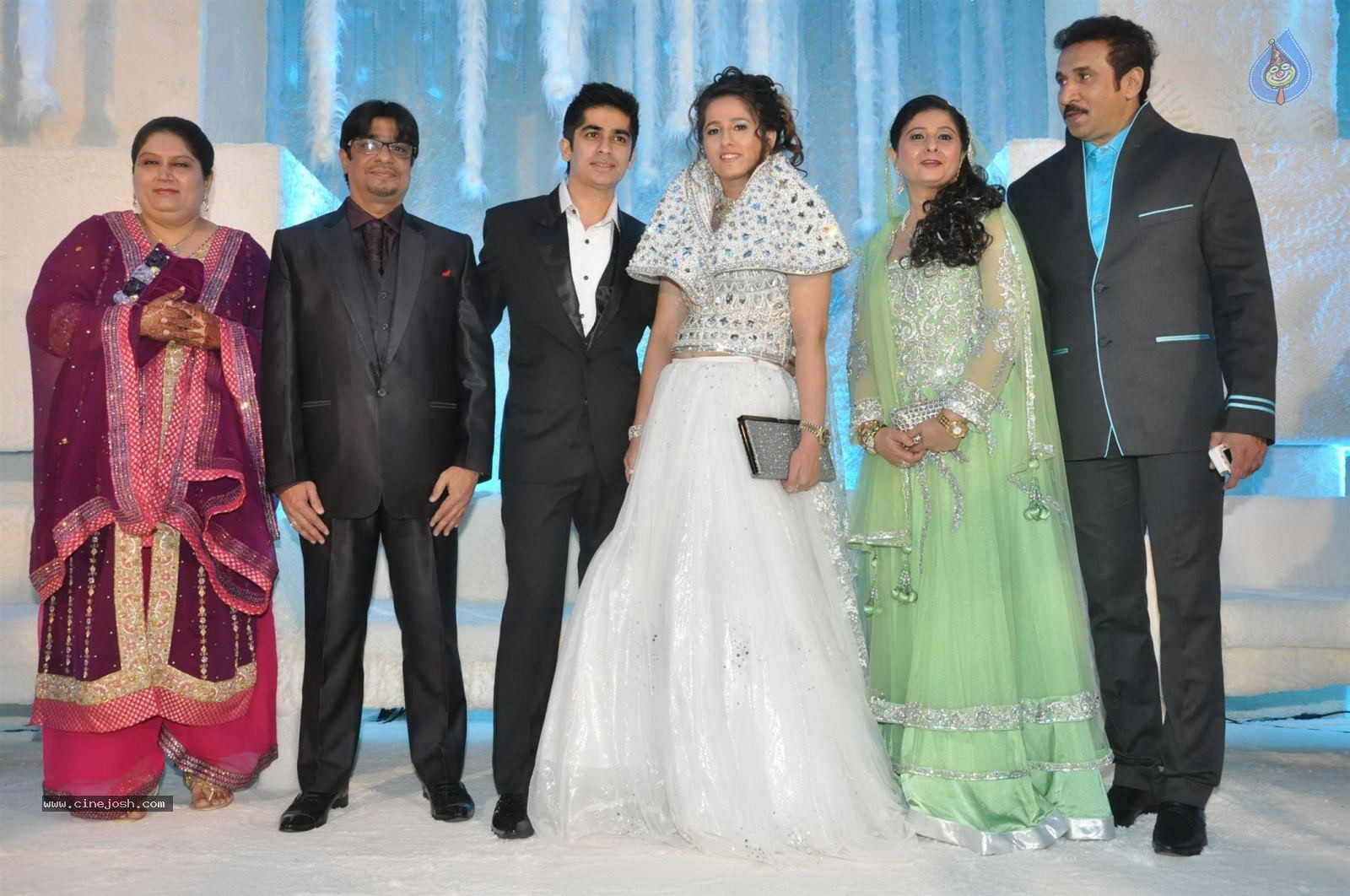 Parvez Lakdawala Daughter Wedding - 10 / 52 photos