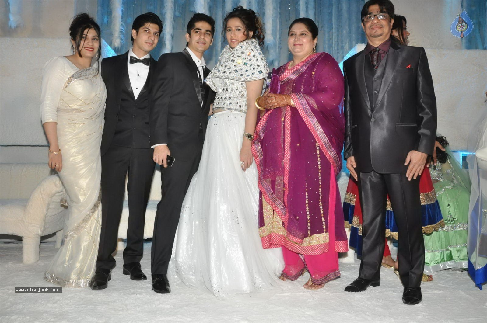 Parvez Lakdawala Daughter Wedding - 20 / 52 photos
