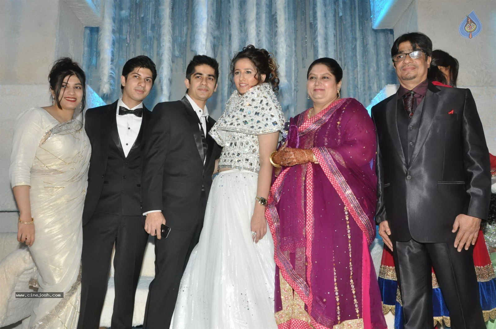 Parvez Lakdawala Daughter Wedding - 46 / 52 photos