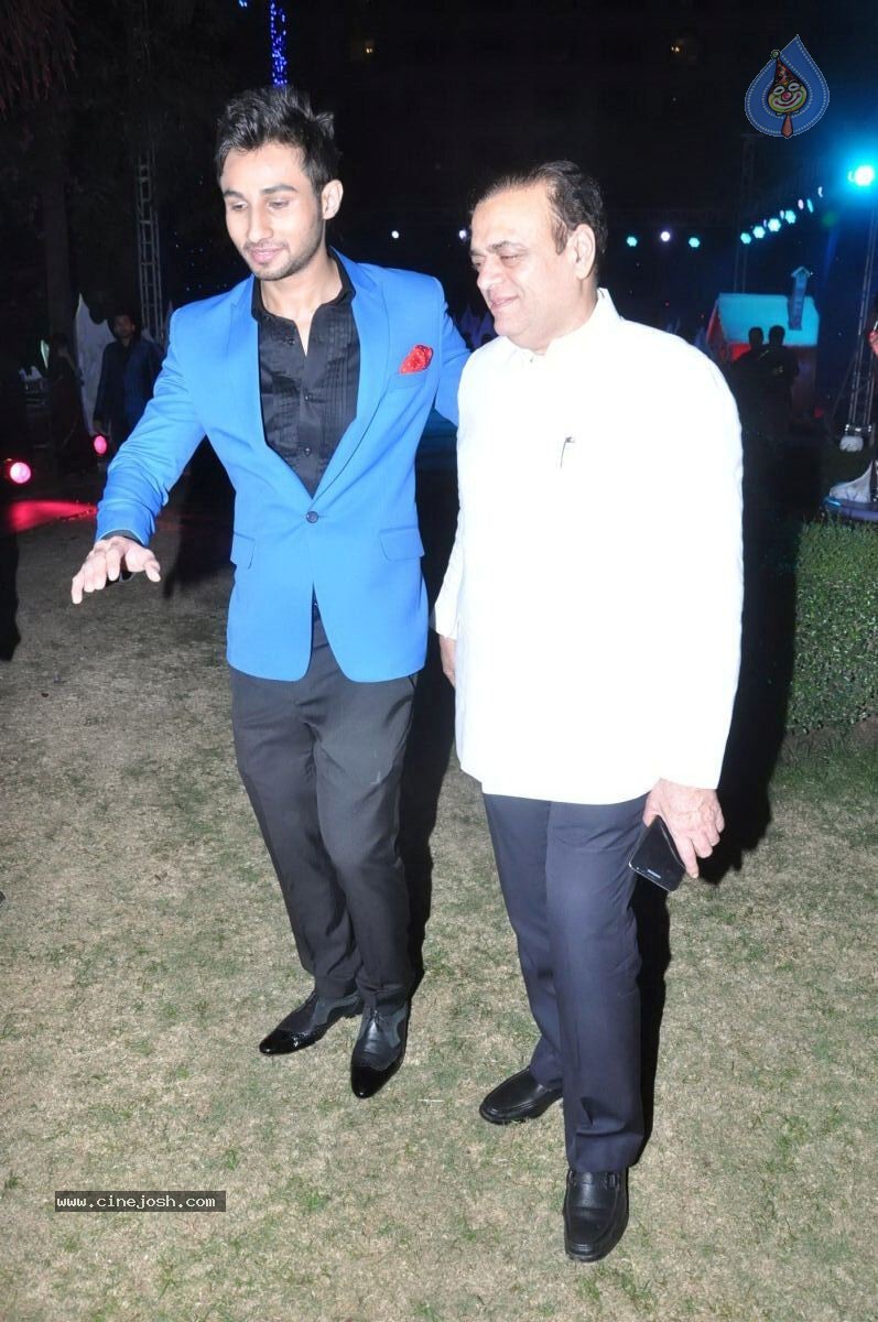 Parvez Lakdawala Daughter Wedding - 49 / 52 photos