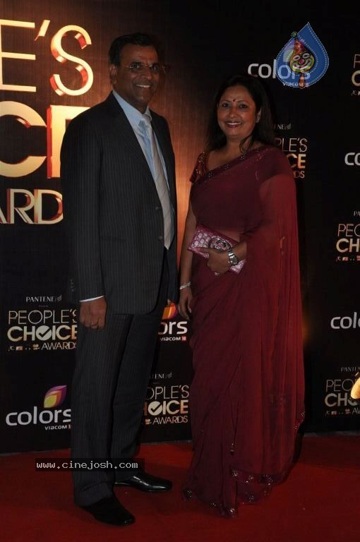 Hot Bolly Celebs at People's Choice Awards 2012 - 76 / 150 photos