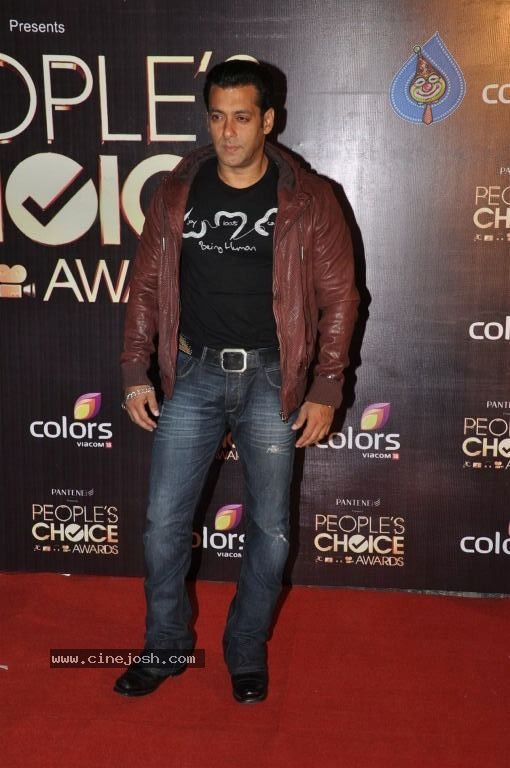 Hot Bolly Celebs at People's Choice Awards 2012 - 109 / 150 photos