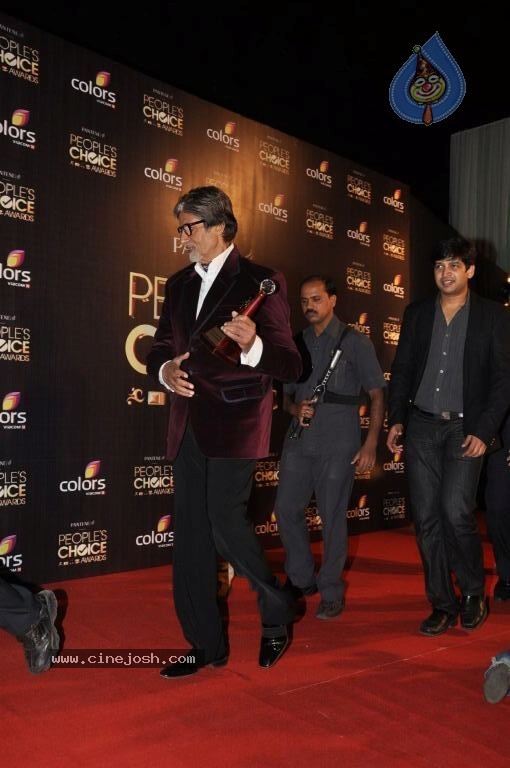 Hot Bolly Celebs at People's Choice Awards 2012 - 110 / 150 photos
