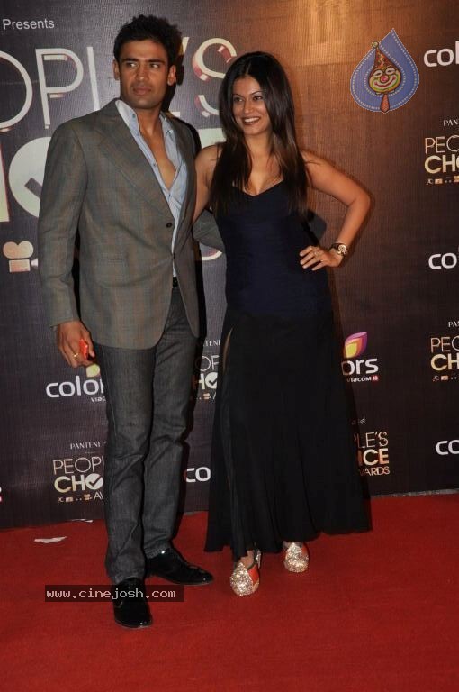 Hot Bolly Celebs at People's Choice Awards 2012 - 119 / 150 photos