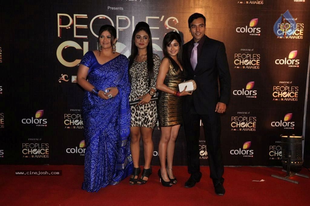 Hot Bolly Celebs at People's Choice Awards 2012 - 124 / 150 photos