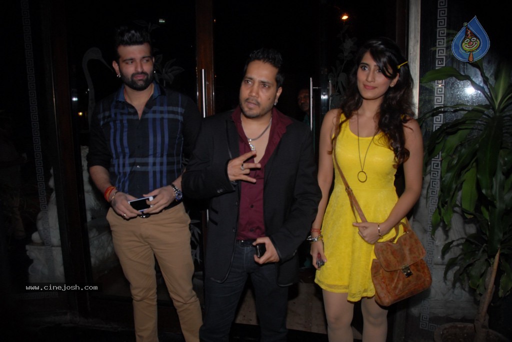 Phata Poster Nikla Hero Film Wrap up Party - 17 / 43 photos