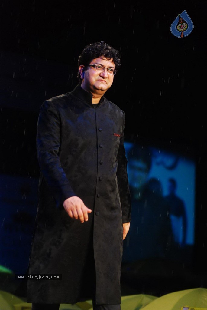 Pidilite 8th Annual Caring with Style Fashion Show - 30 / 127 photos