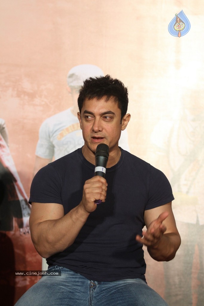 PK Film Trailer Launch - 16 / 50 photos