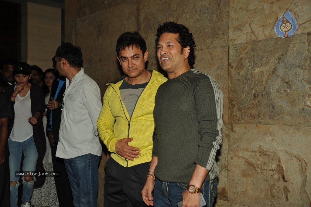 PK Special Screening for Sachin - 45 / 81 photos