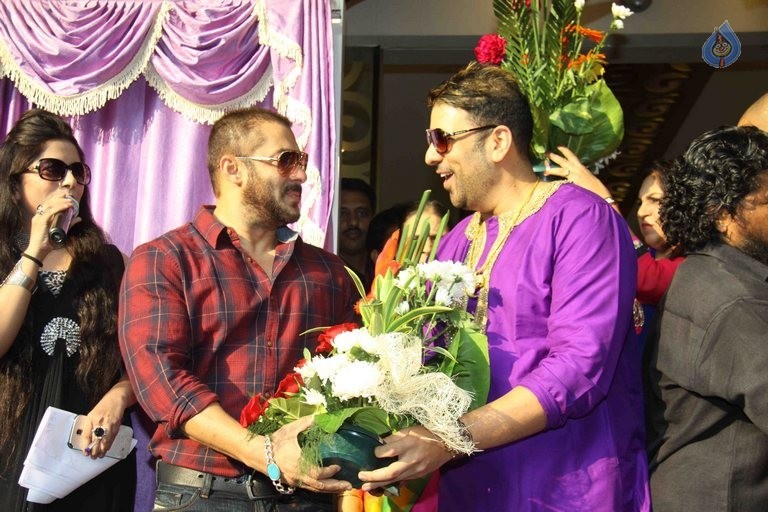 PNG Jewellers logo Launch - 23 / 30 photos