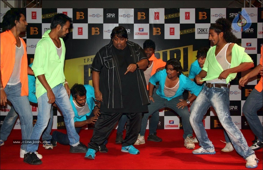 Policegiri Music Launch - 15 / 38 photos