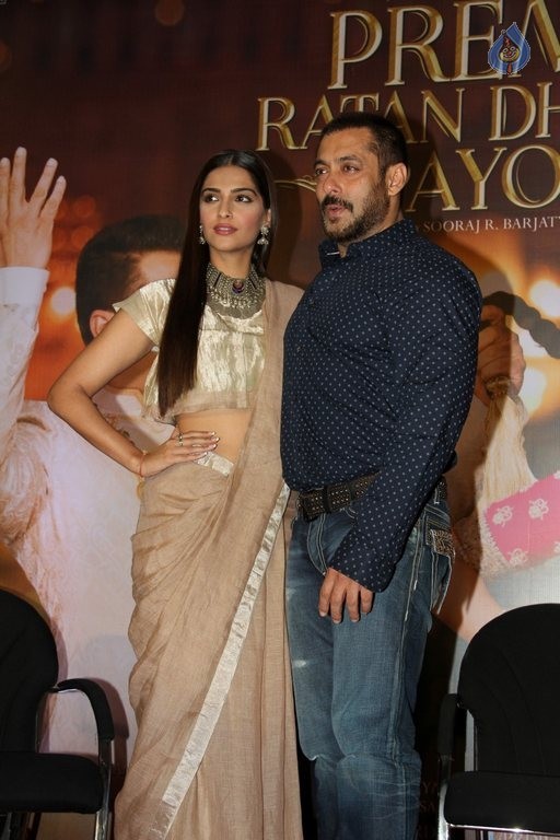 Prem Ratan Dhan Payo Press Meet - 20 / 29 photos