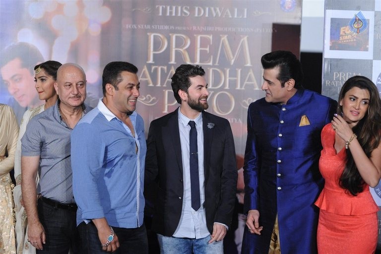 Prem Ratan Dhan Payo Trailer Launch - 5 / 62 photos