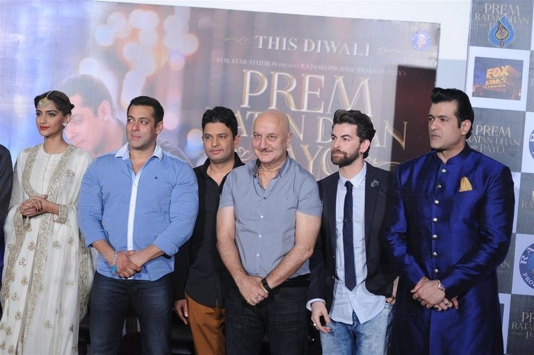 Prem Ratan Dhan Payo Trailer Launch - 23 / 62 photos