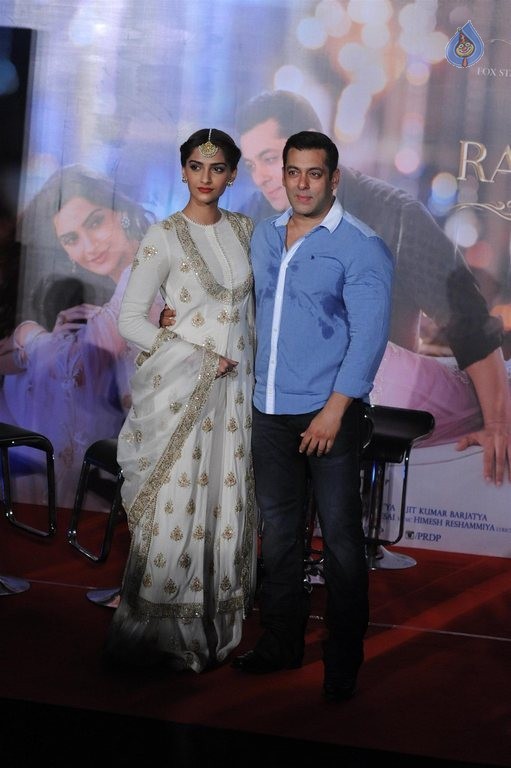 Prem Ratan Dhan Payo Trailer Launch - 24 / 62 photos