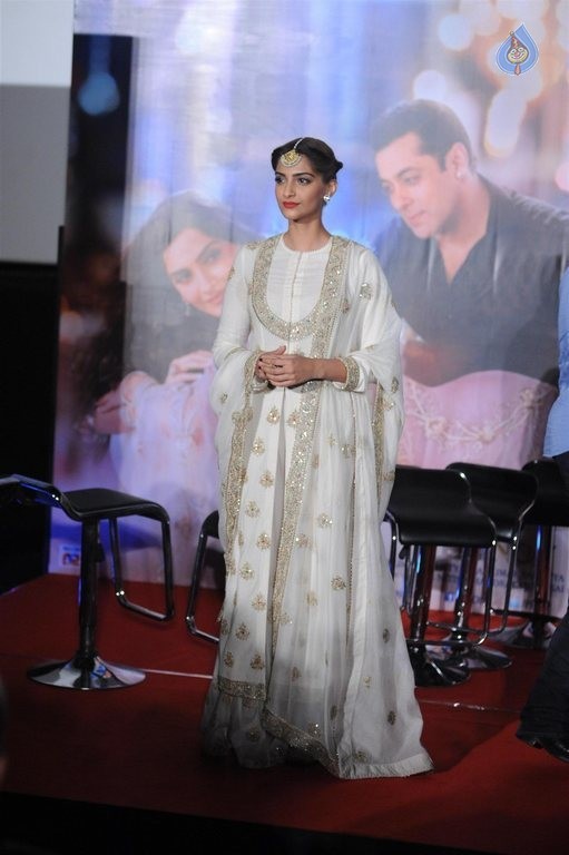 Prem Ratan Dhan Payo Trailer Launch - 36 / 62 photos