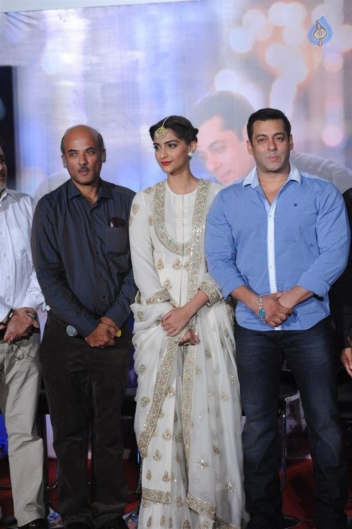 Prem Ratan Dhan Payo Trailer Launch - 59 / 62 photos