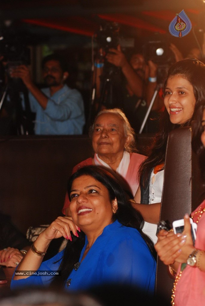 Priyanka Chopra at Exotic Song Launch - 10 / 43 photos