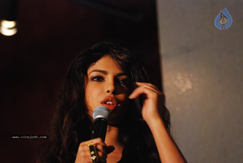 Priyanka Chopra at Exotic Song Launch - 34 / 43 photos