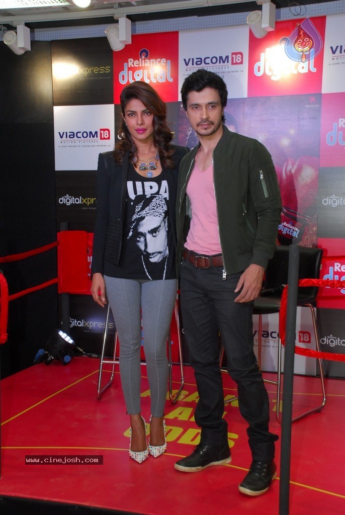 Priyanka Chopra at Reliance Digital Express  - 25 / 70 photos