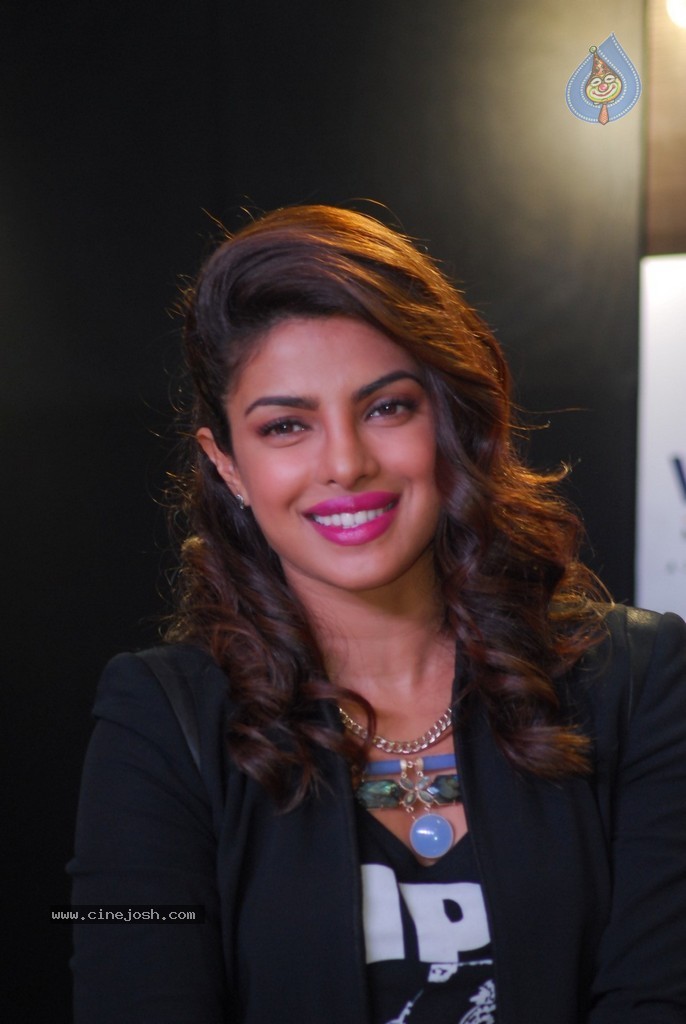 Priyanka Chopra at Reliance Digital Express  - 40 / 70 photos