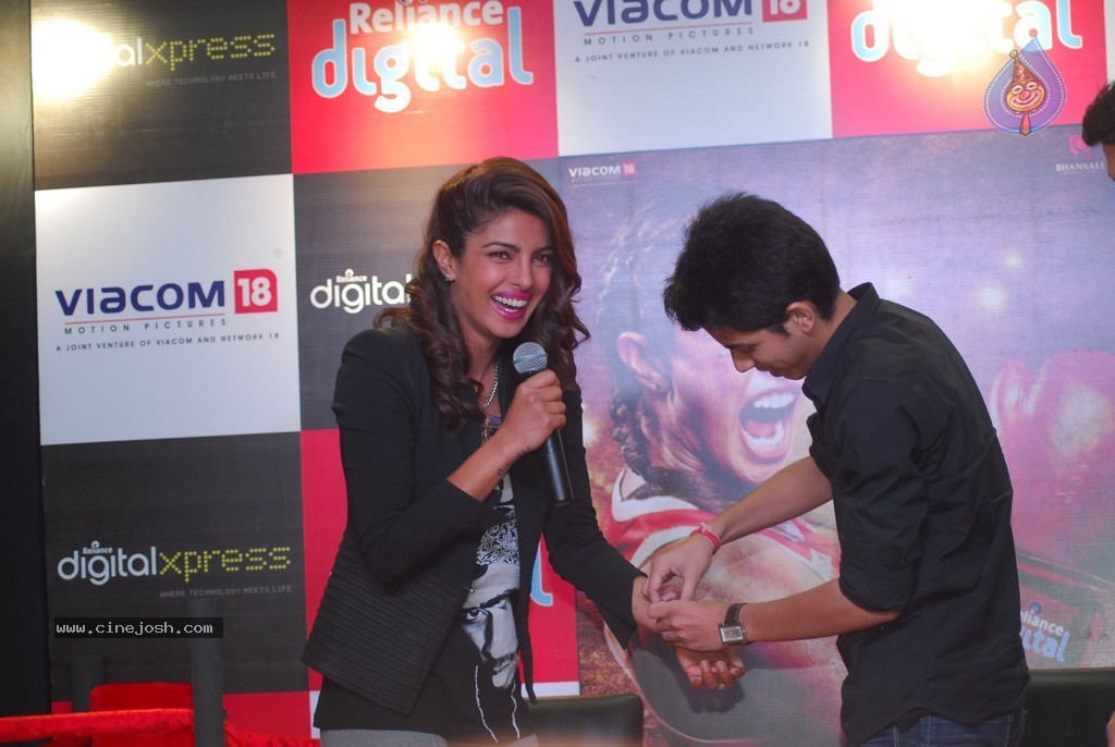 Priyanka Chopra at Reliance Digital Express  - 49 / 70 photos