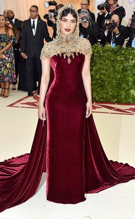 Priyanka Chopra At The MET Gala 2018 - 15 / 15 photos