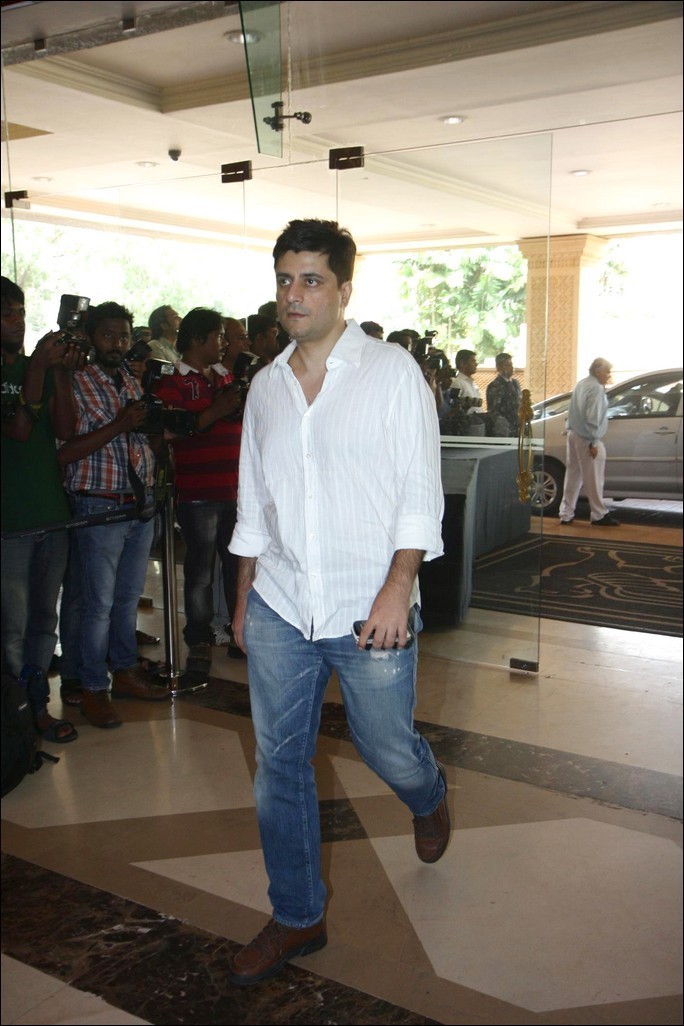 Celebs at Priyanka Chopra Father Condolence Meet - 15 / 59 photos