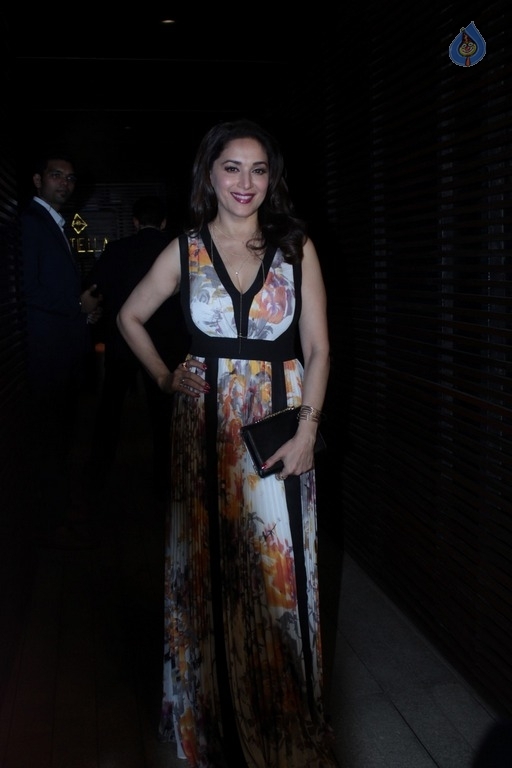 Priyanka Chopra Host Success Party of Ventilator Movie - 3 / 42 photos