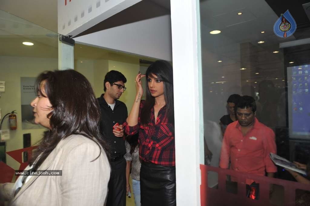 Priyanka Chopra Launches Femina Cover Page - 27 / 37 photos