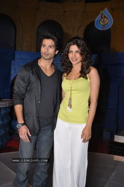 Priyanka Chopra On The Set Of Extra Inning T20 - 37 / 38 photos