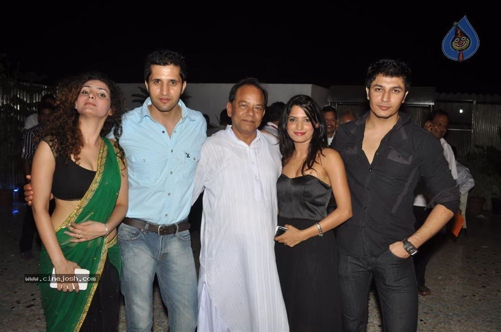Pyaar Ka Panga and Adventure of Haunted House PM - 18 / 24 photos