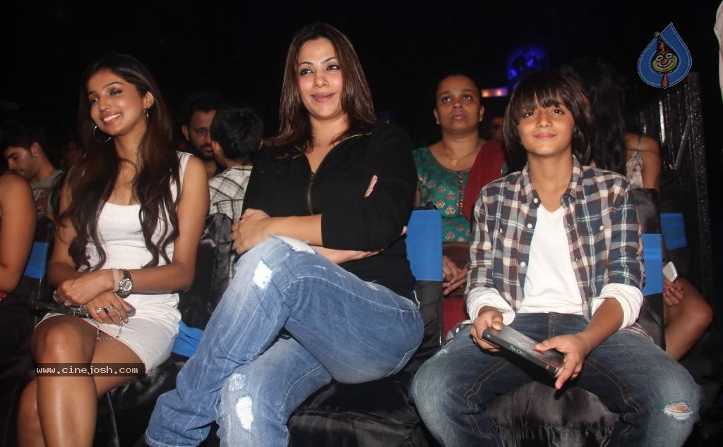 RA.One Movie Music Launch - 55 / 101 photos