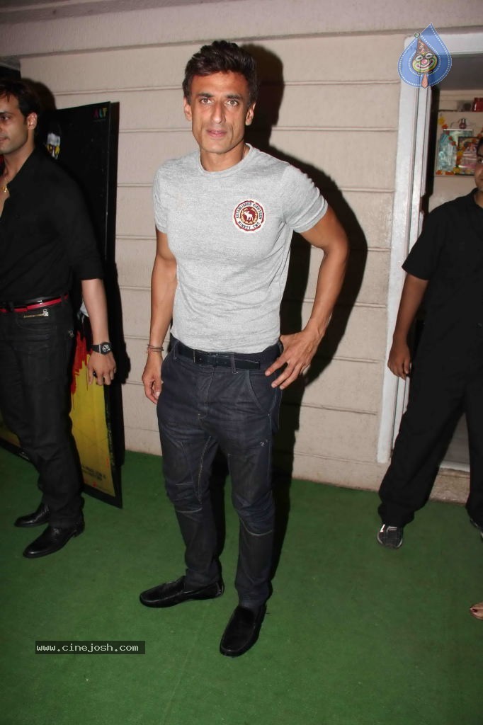 Ragini MMS Movie Success Bash - 19 / 77 photos