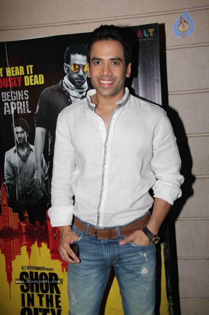 Ragini MMS Movie Success Bash - 40 / 77 photos