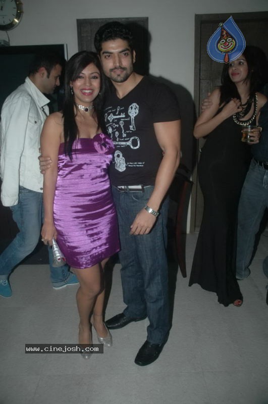 Rahul and Dimpy Mahajan Bday Party - 1 / 42 photos