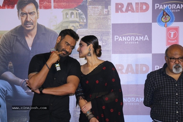 Raid Movie Trailer Launch Photos - 10 / 15 photos