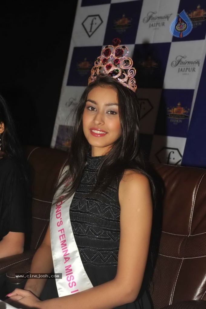 Rajasthan Fashion Week Day 2 - 1 / 29 photos