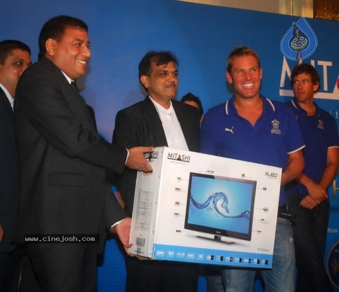 Rajasthan Royals Team Launches New Range of LCD Mitashi - 2 / 27 photos