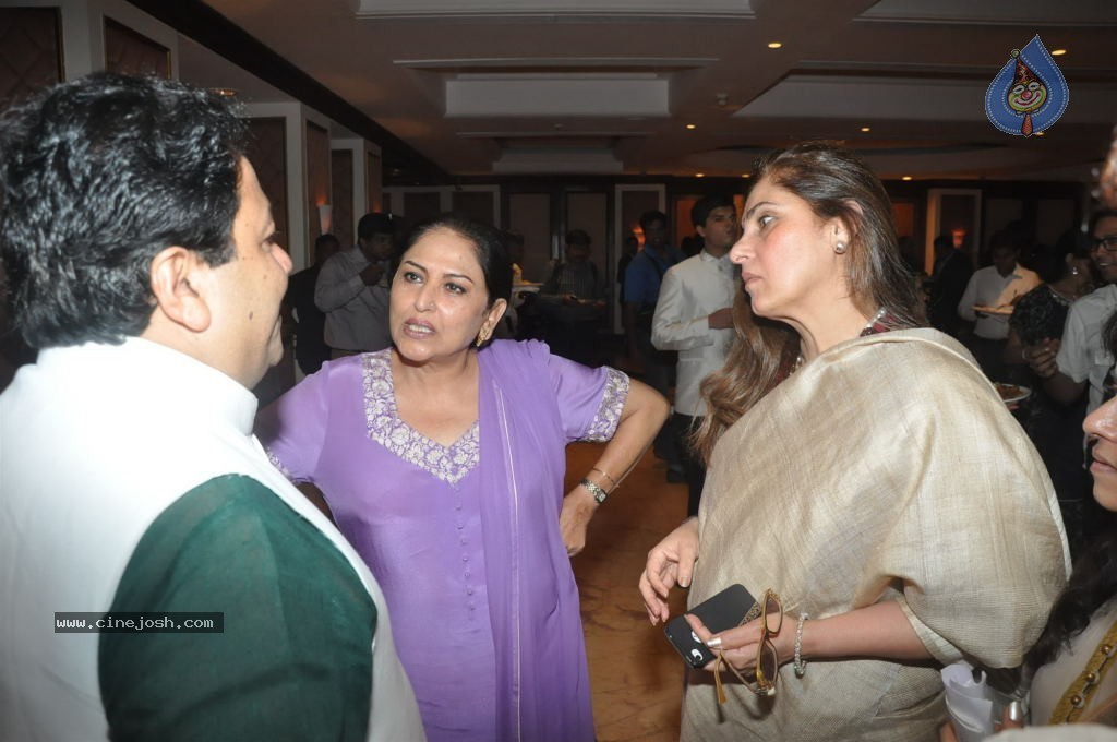 Rajesh Khanna Statue Unveiling Photos - 25 / 127 photos