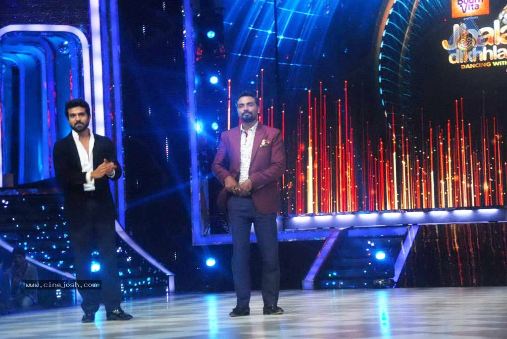 Ram Charan at Zanjeer Promotional Event - 50 / 137 photos