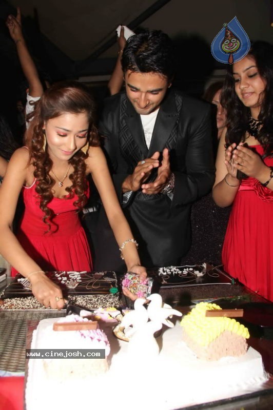 Ram Milaayi Jodi 100 Episodes Success Party - 42 / 42 photos